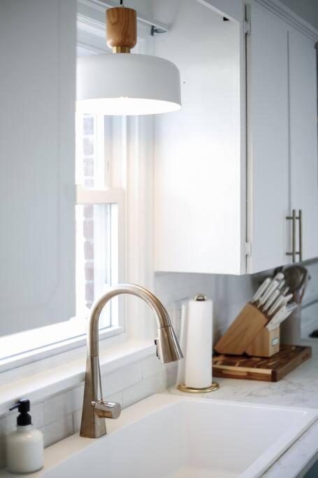 End Zone Escape-Light And Bright Hof Village Home แคนตัน ภายนอก รูปภาพ